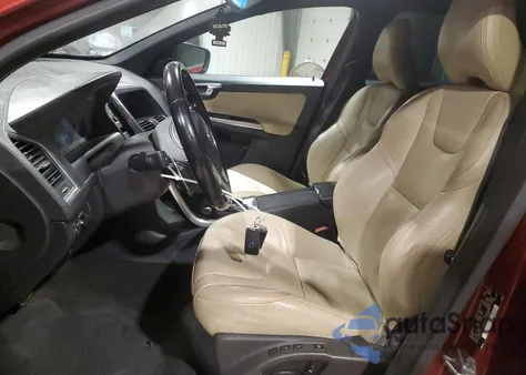 2015 Volvo Xc60 T6 Premier z USA, uszkodzony, nr VIN YV4902RK0F2710520